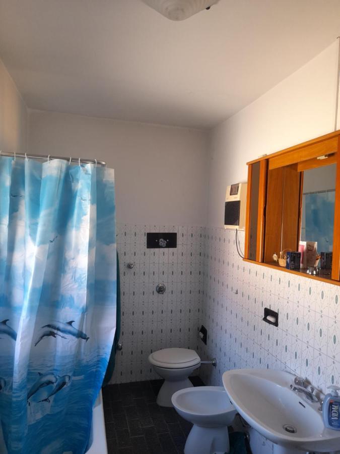 Bed and Breakfast Nonna Anita Castelveccana Exterior foto