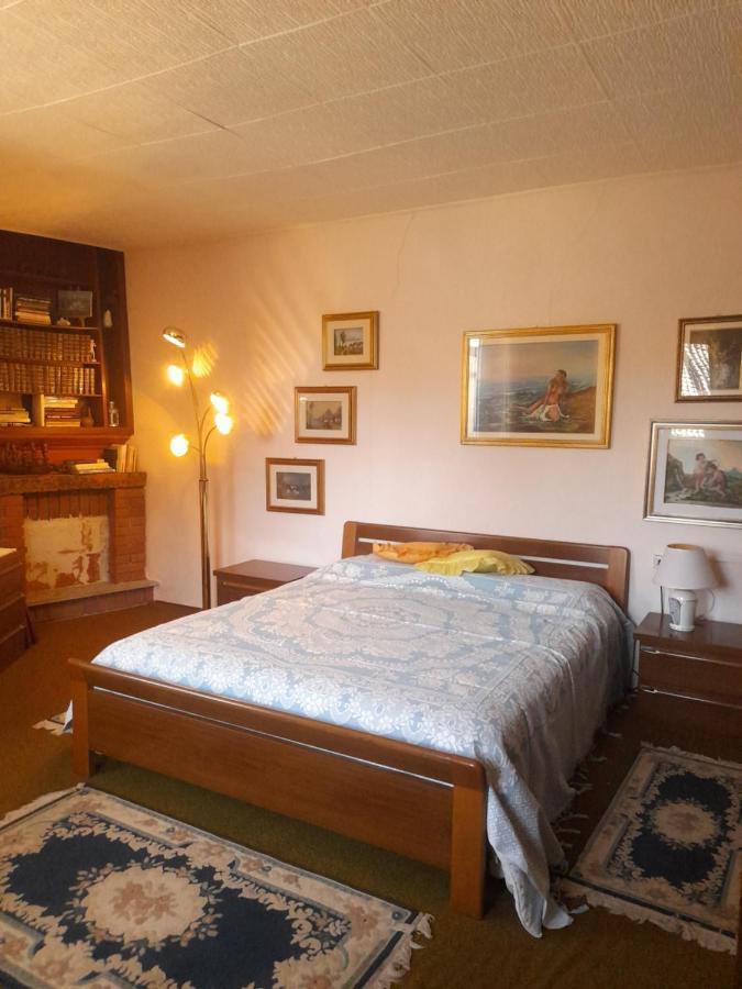 Bed and Breakfast Nonna Anita Castelveccana Exterior foto