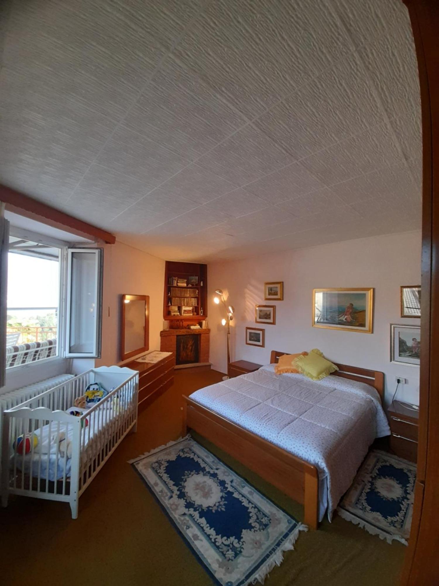 Bed and Breakfast Nonna Anita Castelveccana Exterior foto